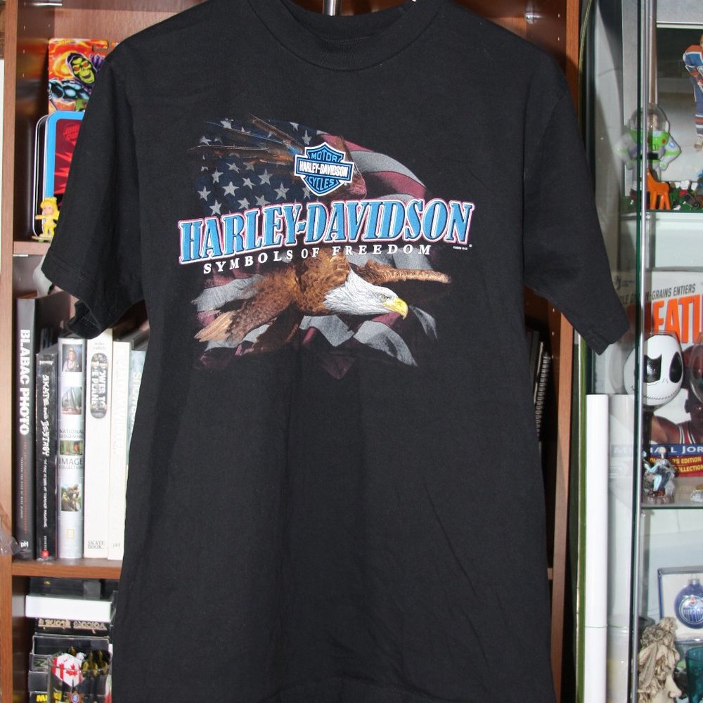 Harley Davidson Motorcycles Symbols of FreedomTee Shirt